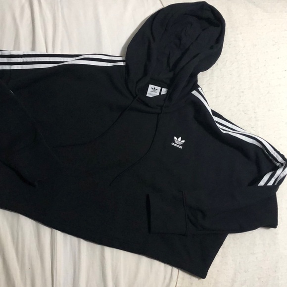 Adidas Original Women's Cropped Sweatshirt - Picture 6 of 7